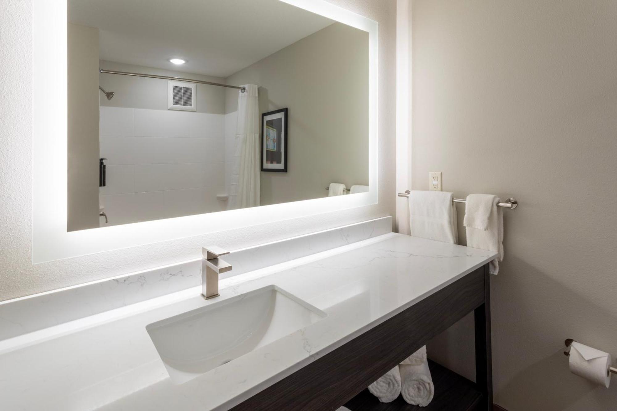 Grandstay Hotel & Suites Johnston-Des Moines, Ia Luaran gambar